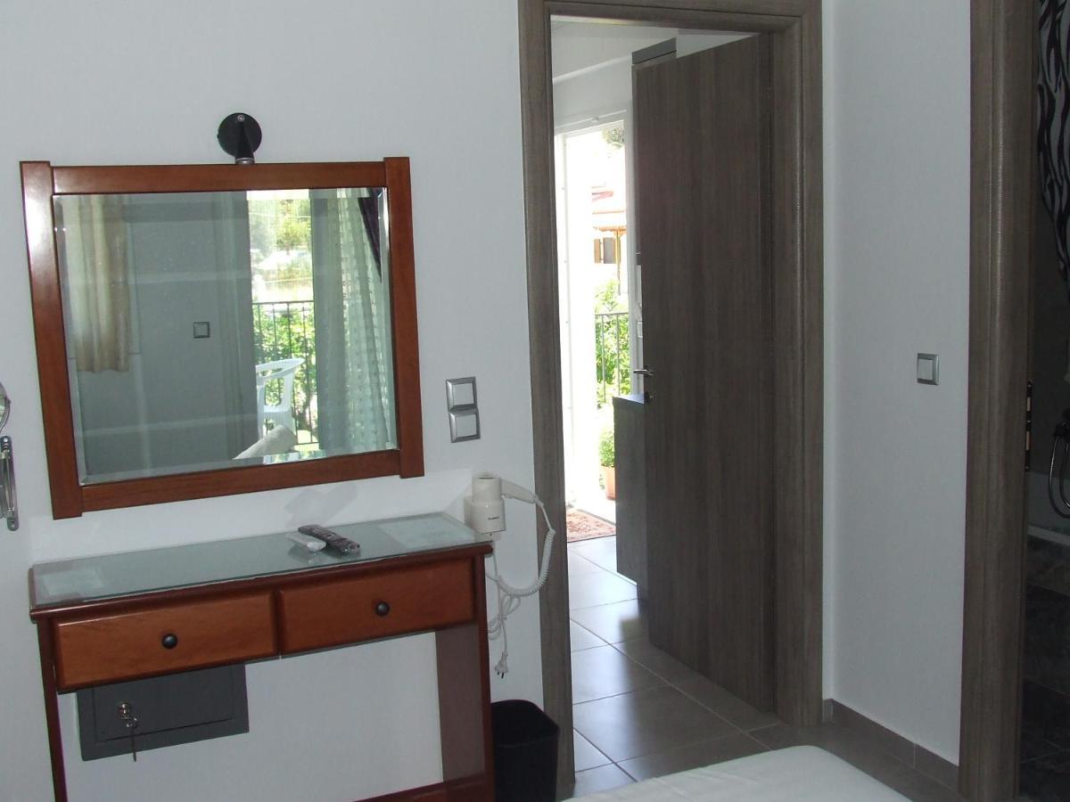 Appartement Perivoli Tessa'S à Parga Extérieur photo